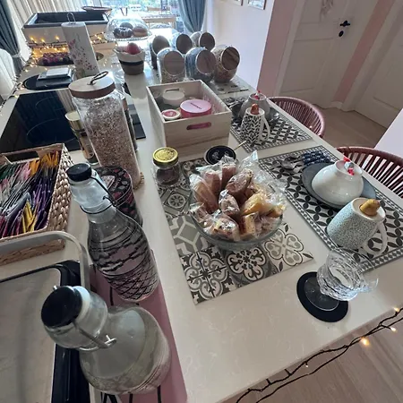 Artists' Nest Bed & Breakfast Marsaskala