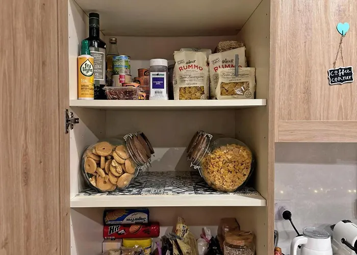 Artists' Nest Oda ve Kahvaltı *