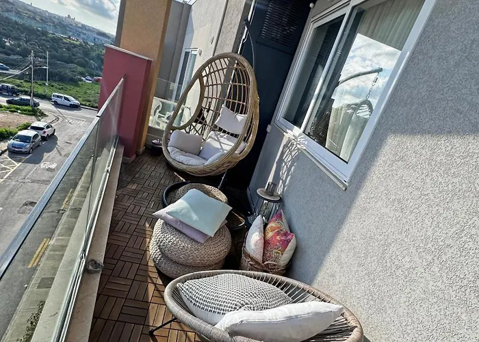 Artists' Nest Marsaskala